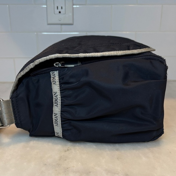 Armani Emporio Navy Blue Designer Baby Diaper Weekender Messenger Bag Set - Picture 9 of 16